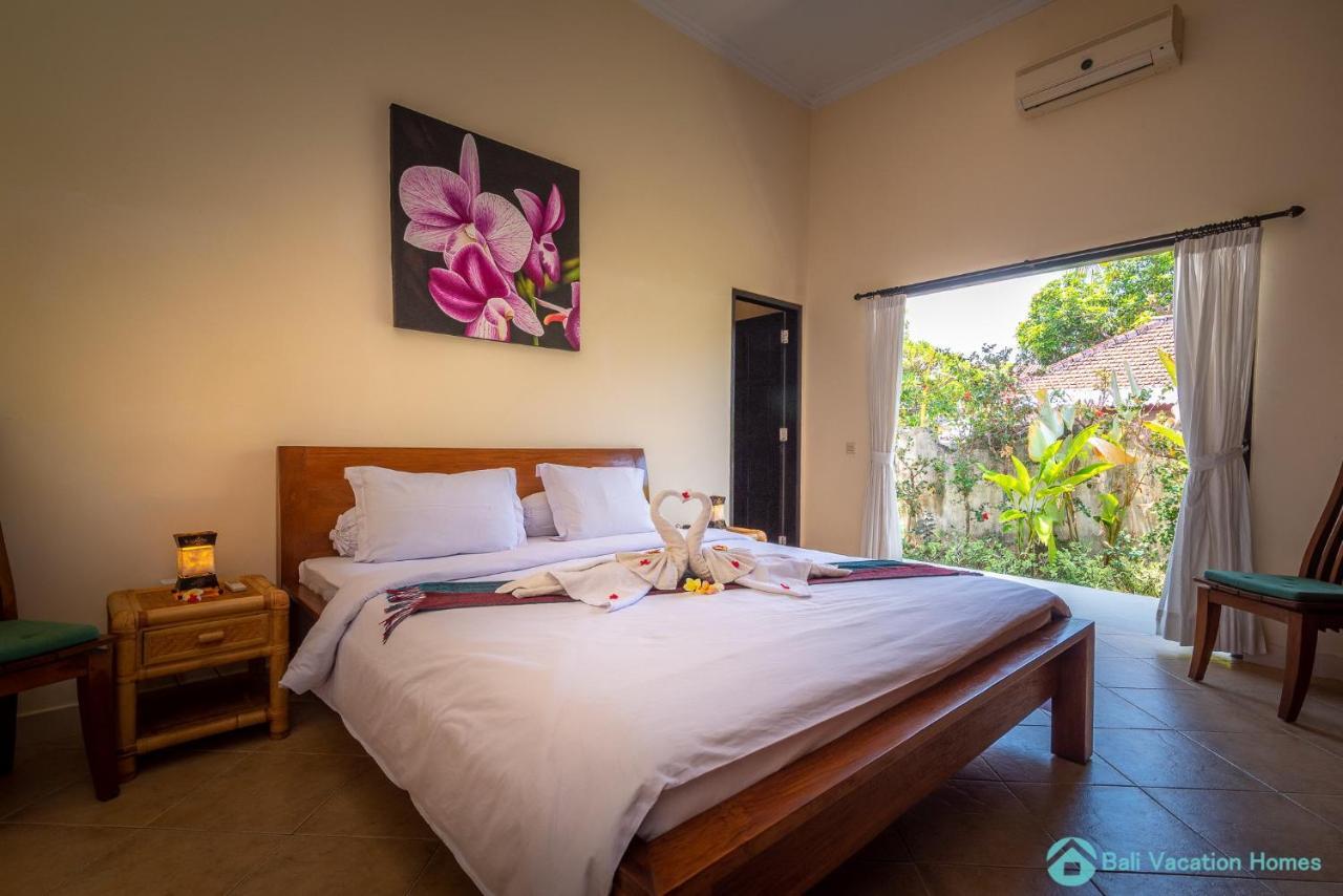 Villa Namaste - Beachfront At Lovina 10P, Pool, Bbq Banjar  Exterior foto